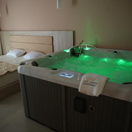 Gold Crown Apartments ياغودينا المظهر الخارجي الصورة