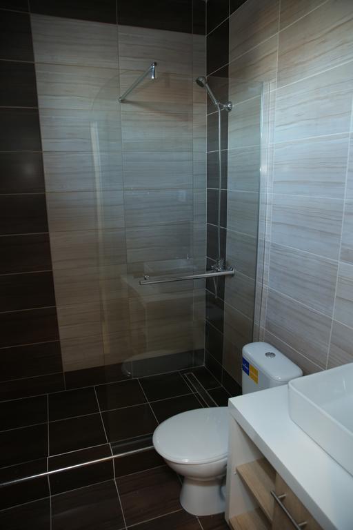 Gold Crown Apartments ياغودينا المظهر الخارجي الصورة