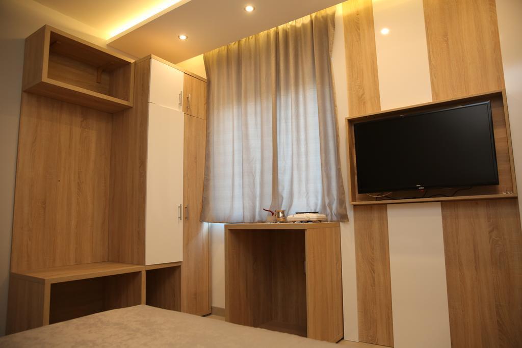 Gold Crown Apartments ياغودينا المظهر الخارجي الصورة