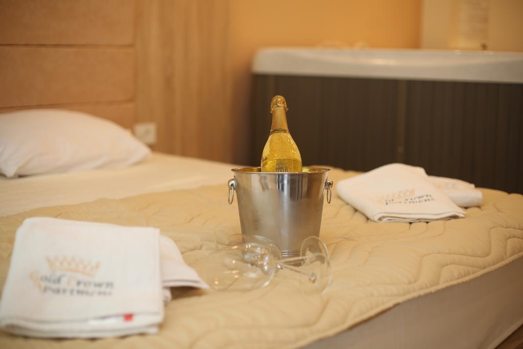 Gold Crown Apartments ياغودينا المظهر الخارجي الصورة