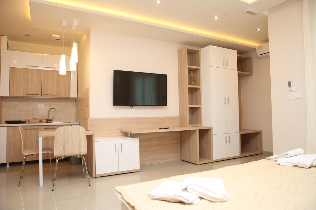 Gold Crown Apartments ياغودينا المظهر الخارجي الصورة
