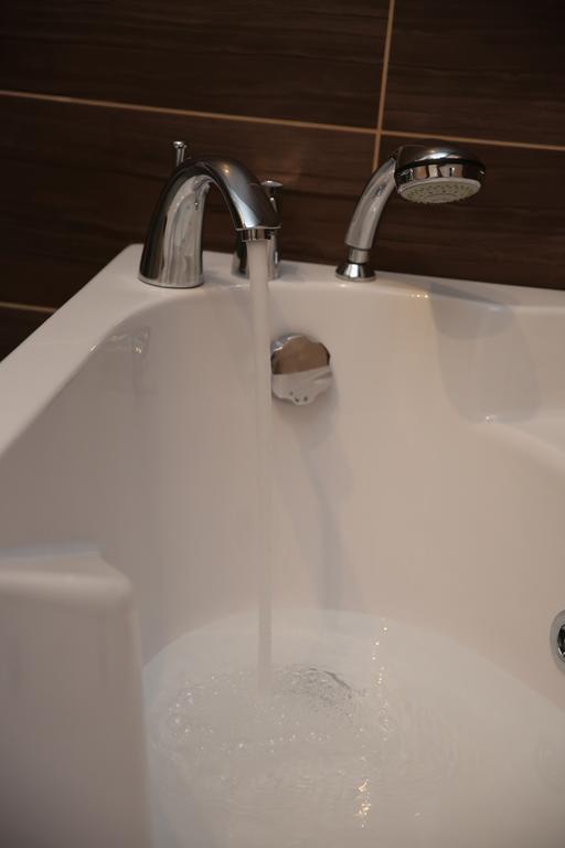 Gold Crown Apartments ياغودينا المظهر الخارجي الصورة