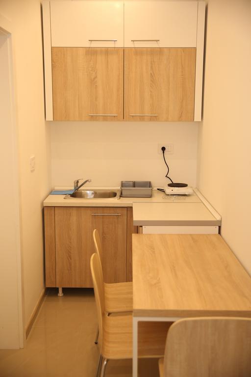 Gold Crown Apartments ياغودينا المظهر الخارجي الصورة