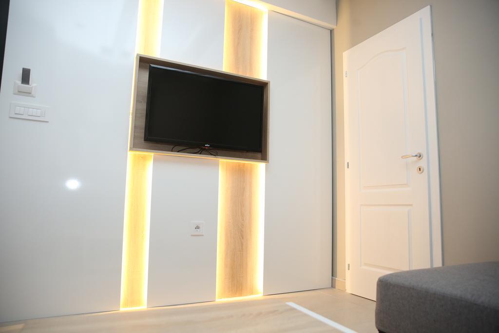 Gold Crown Apartments ياغودينا المظهر الخارجي الصورة