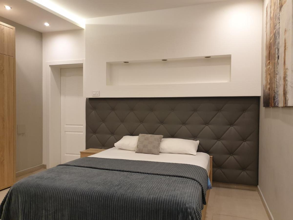 Gold Crown Apartments ياغودينا المظهر الخارجي الصورة