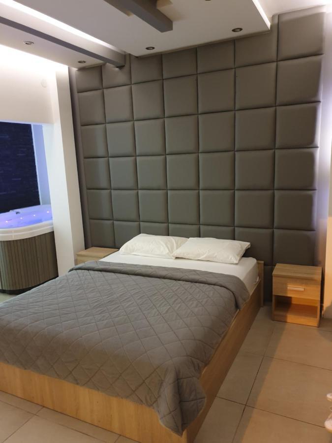 Gold Crown Apartments ياغودينا المظهر الخارجي الصورة